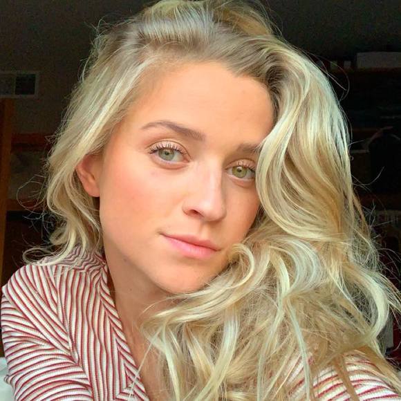 bella_larsen